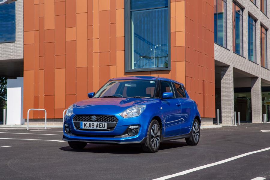  Suzuki Swift Attitude 2019 года  (UK) (фото 7 из 23)